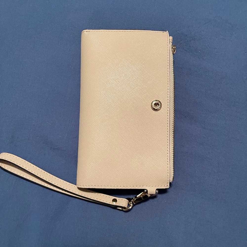 Michael Kors wristlet